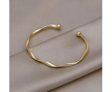 1pc Twisted Minimalist Fashion Bracelet With Premium Quality, Newly Launched Ins Style Women's Hand Ornament SKU: sj2401049013218686