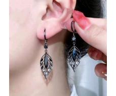 ПРИСТРОЙ!!!   Серьги Black Rhinestone Decor Leaf Drop Earrings