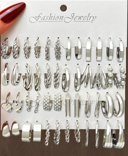 24pairs/set Faux Pearl Decor Earrings SKU: sj2306011103909990