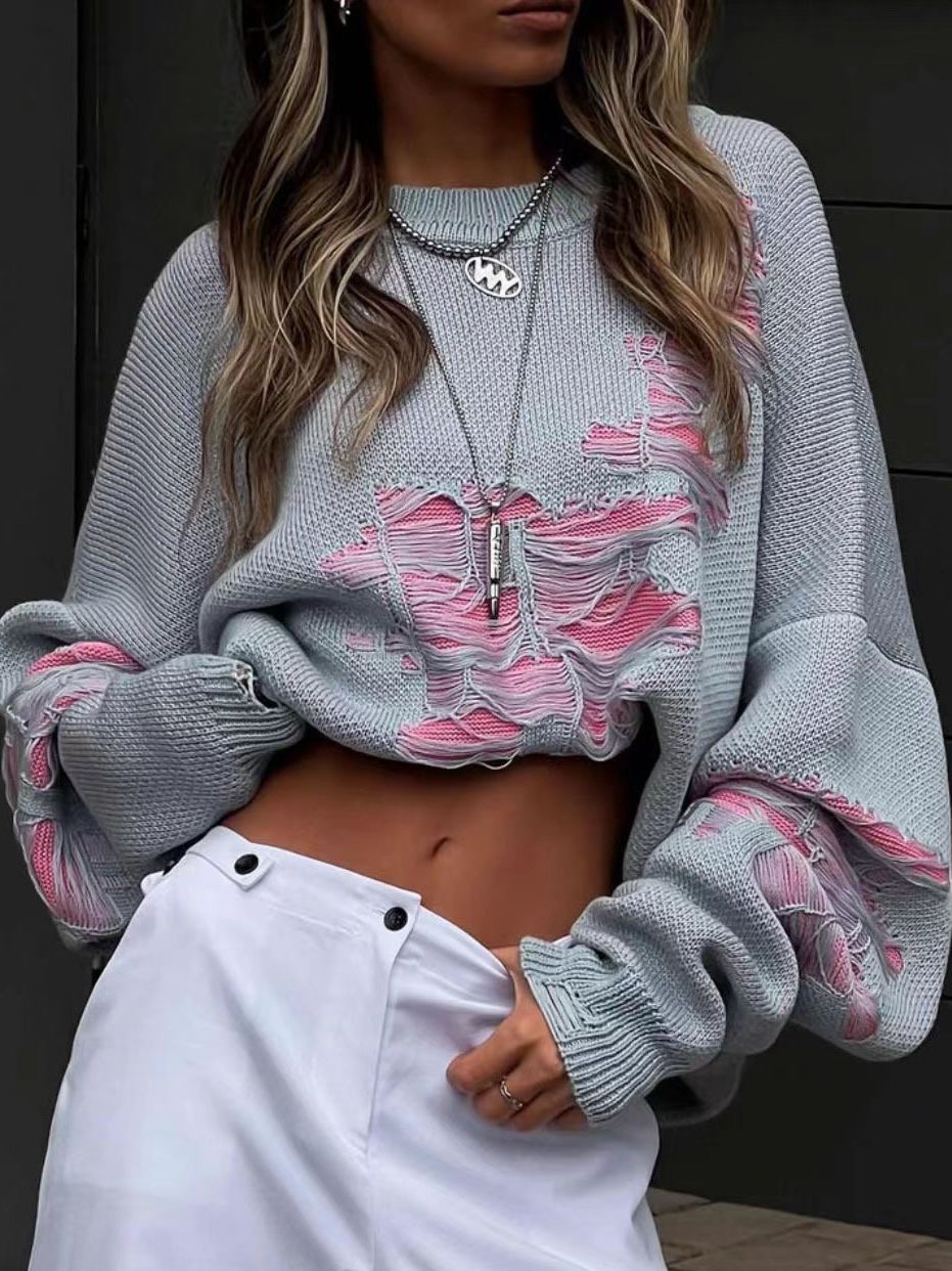 Рванный свитер серый
