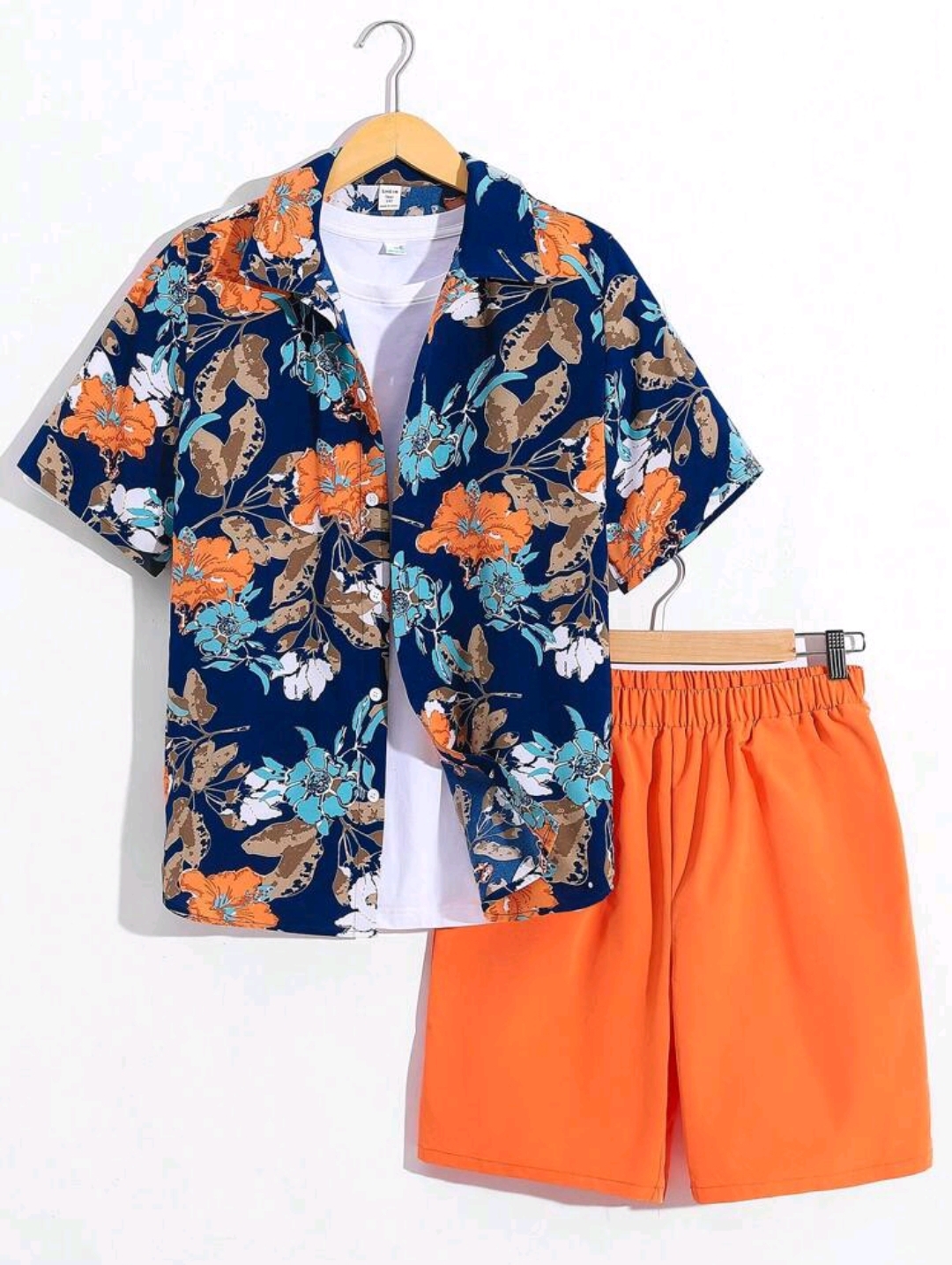 SHEIN Teen Boy's Casual Plant & Floral Printed Open Collar Loose Fit Short Sleeve Shirt And Solid Color Shorts Woven 2pcs/Set