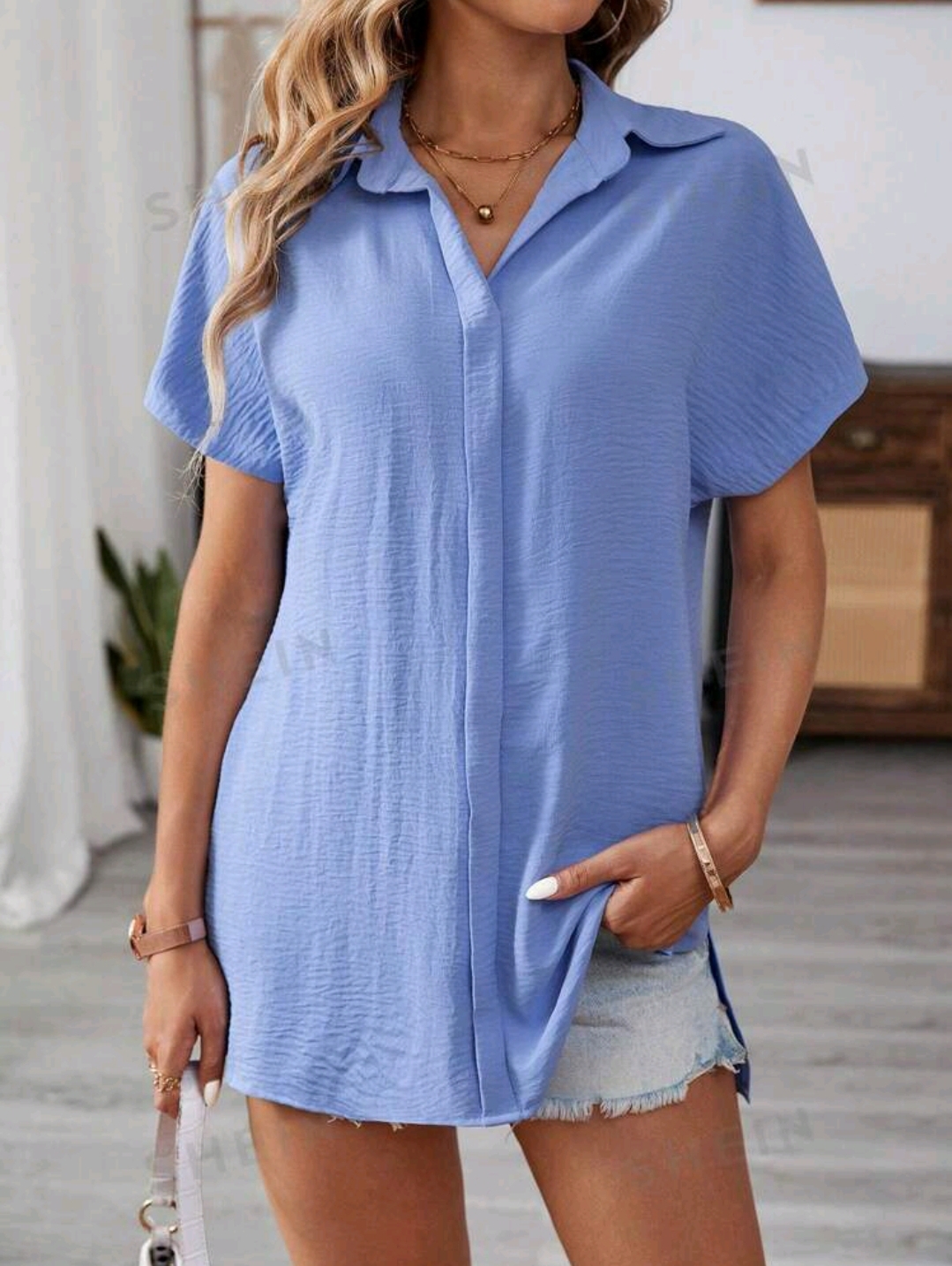 SHEIN Frenchy Loose Texture Side Split Casual Shirt, Perfect For Spring And Summer