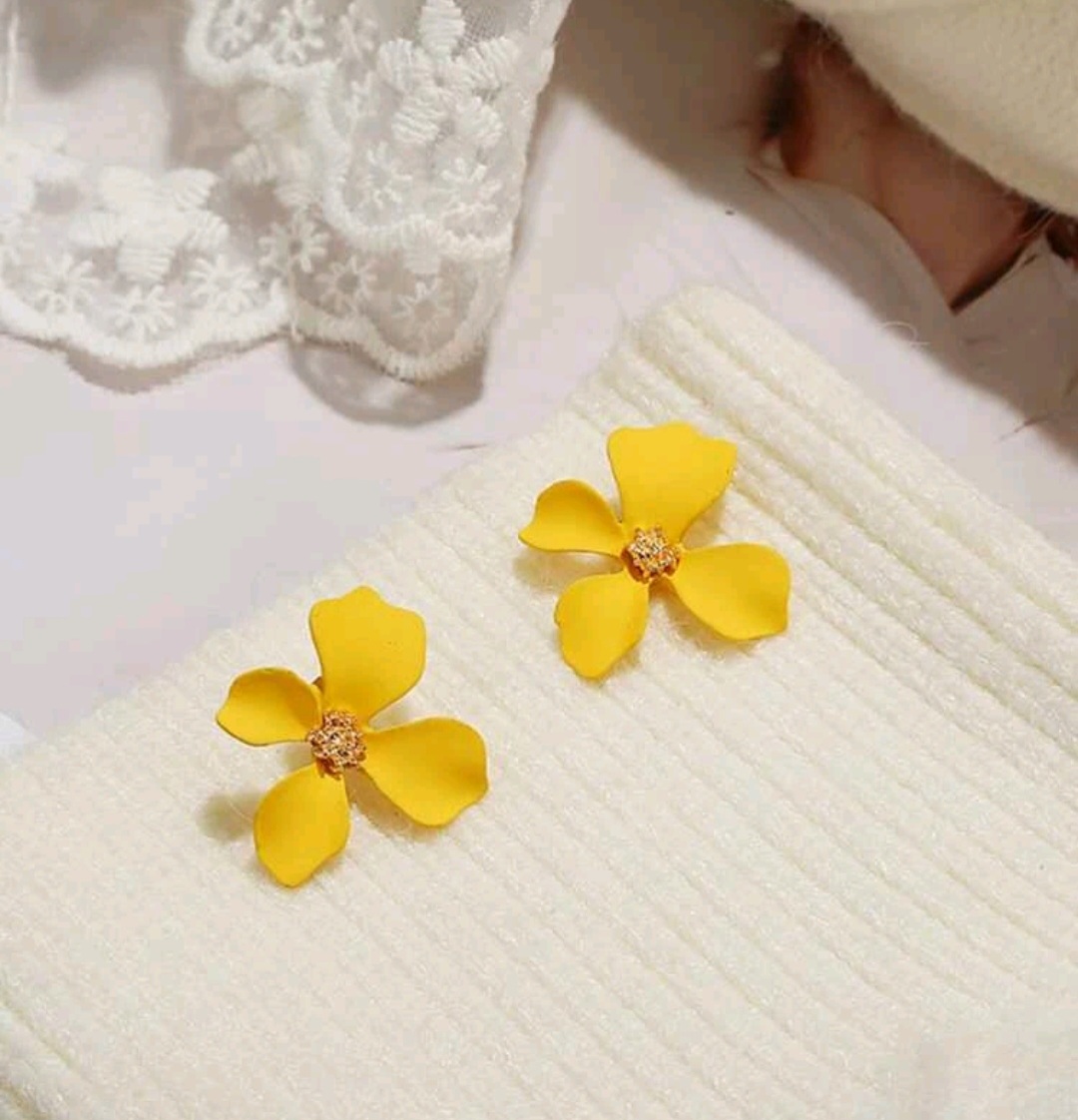 ПРИСТРОЙ!!!   Серьги Flower Decor Stud Earrings