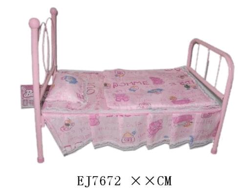 Кроватка для кукол Арт.6812
